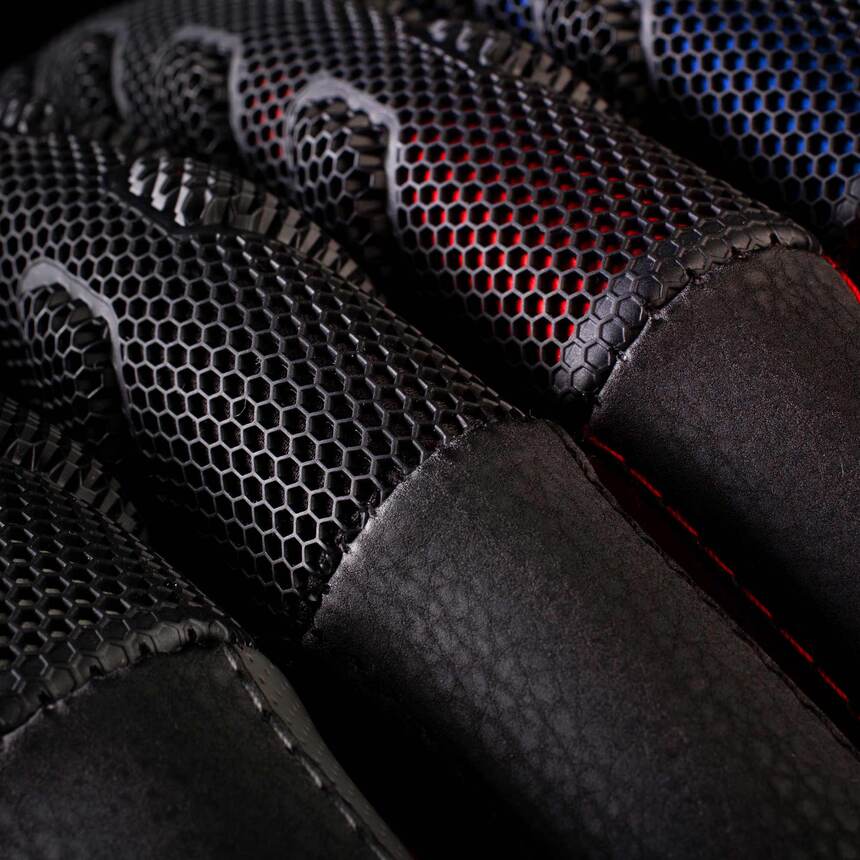 Кожаная оплётка на руль Car Performance с объёмными вставками CP-2044 BK/RD (M)